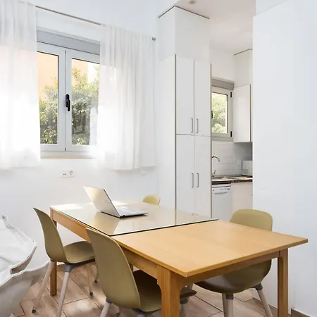 Daire Live Santa Cruz Islas Canarias Izquierda